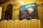 microfoane gat de lebada si scena pentru prezidiu